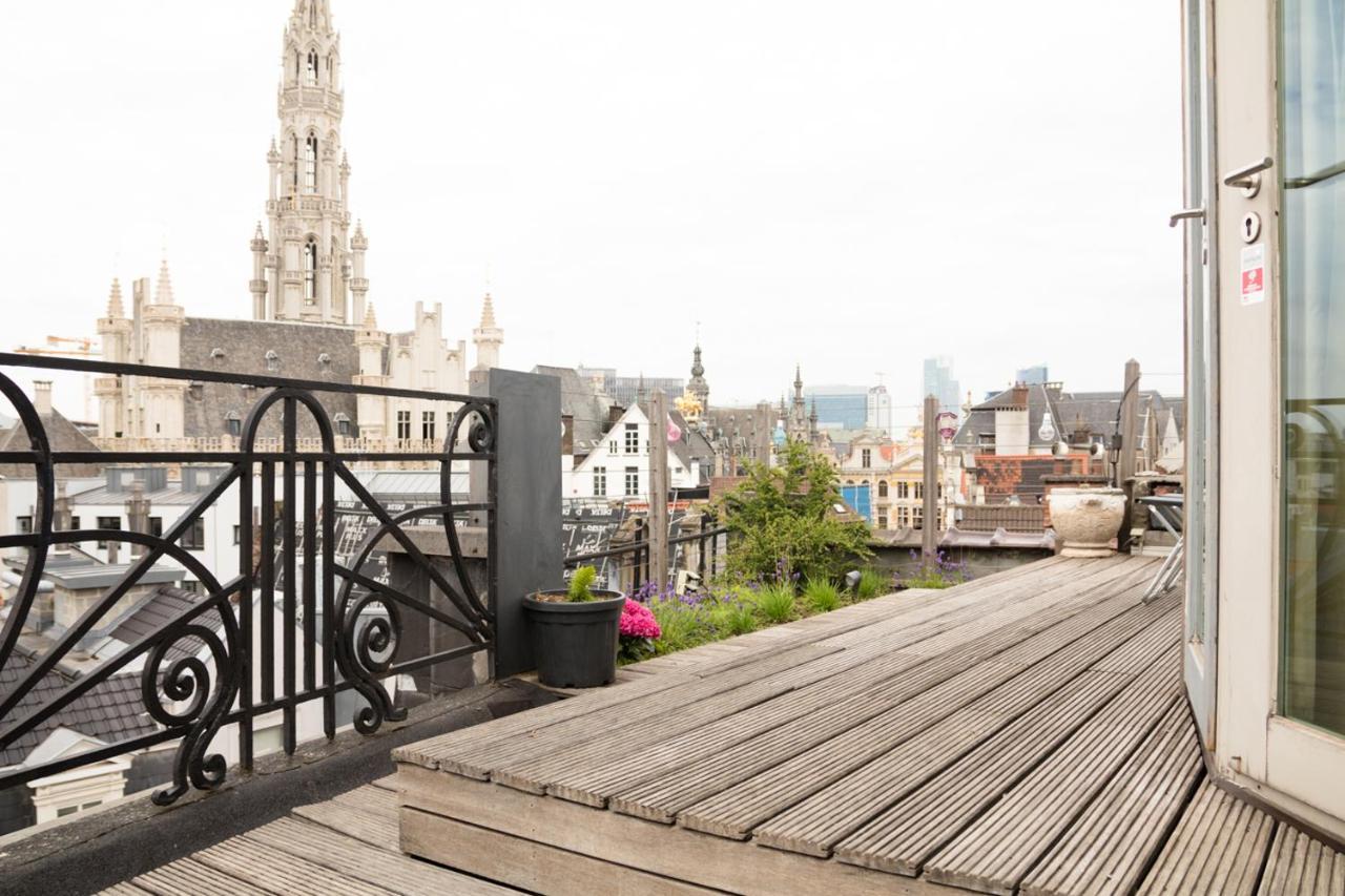 Duplex Dernier Etage Avec Terasse A Deux Pas De La Grand Place Brüssel Exterior foto